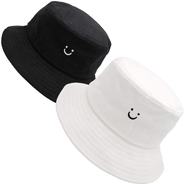 Reversible bucket hat for women