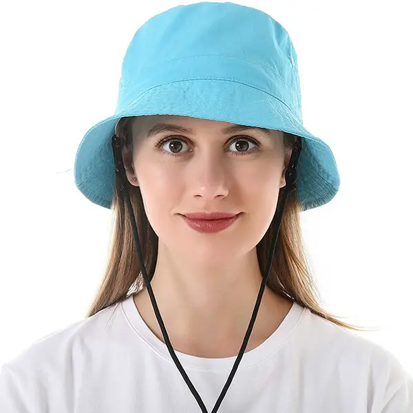 Packable women's bucket hat