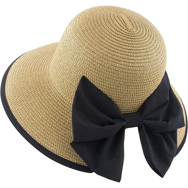 Straw bucket hat with ponytail hole