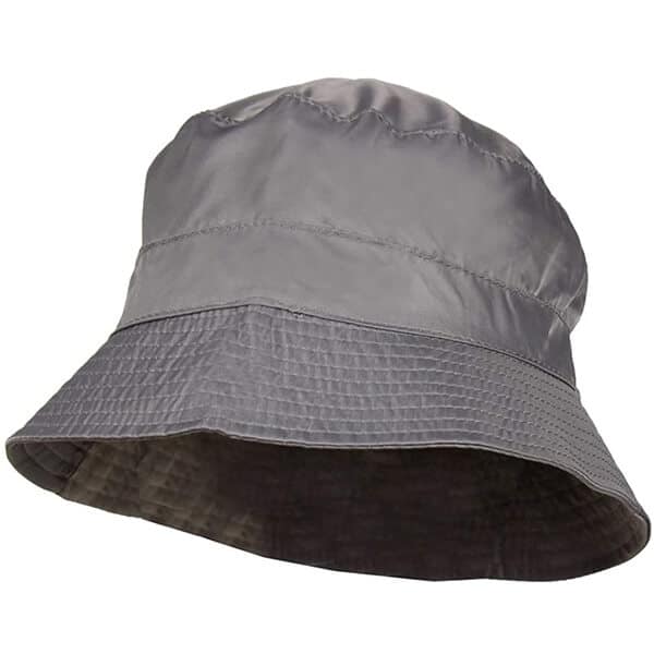 Interior zipped bucket hat