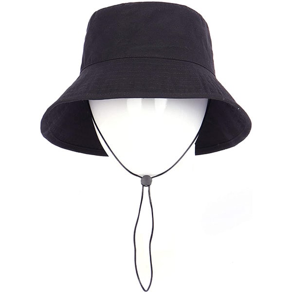 Oversize bucket hat with strap