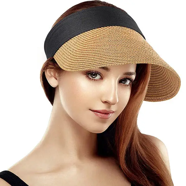 Adjustable roll-up visor for women