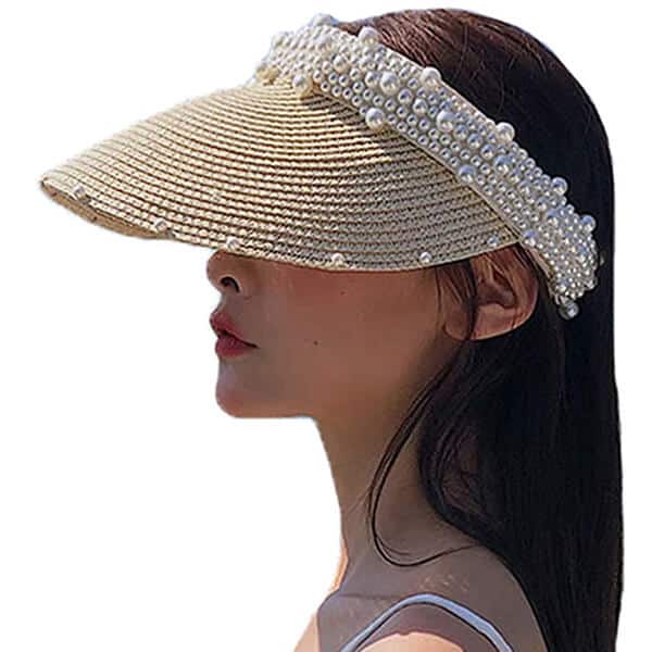 Straw sun hat with decorative pearl