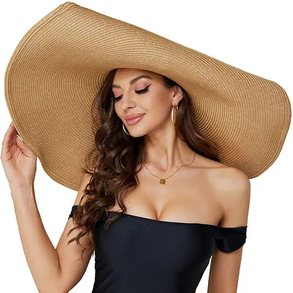 Fashionable large brim straw hat